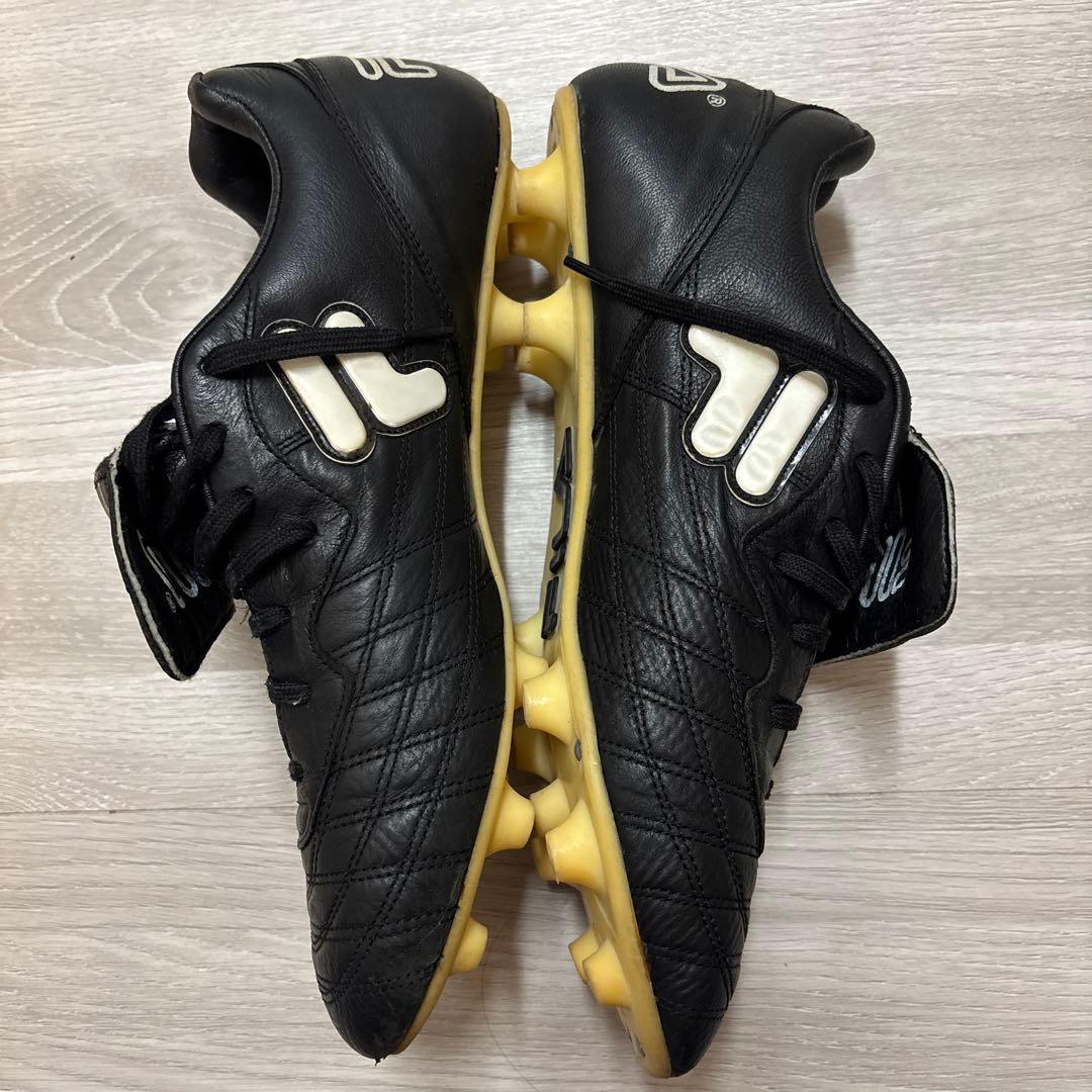 希少レトロ　FILA サッカースパイクブラック