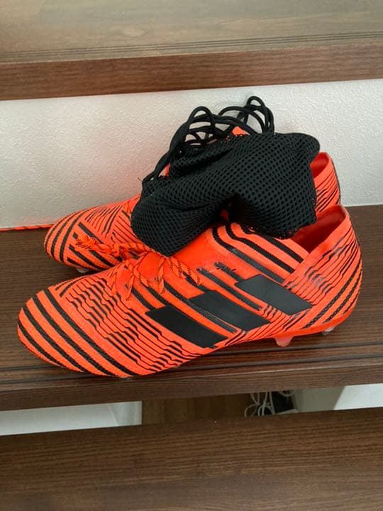 アディダス　ネメシス17.1 SG 30 NEMEZIZ