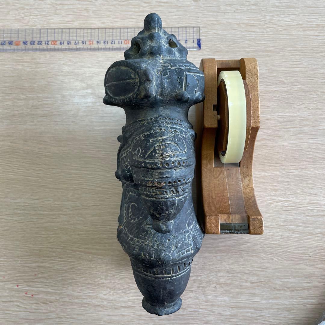 i*a様 遮光器土偶　レプリカ　長さ30センチ　幅10センチ位　レアなサイズ　縄
