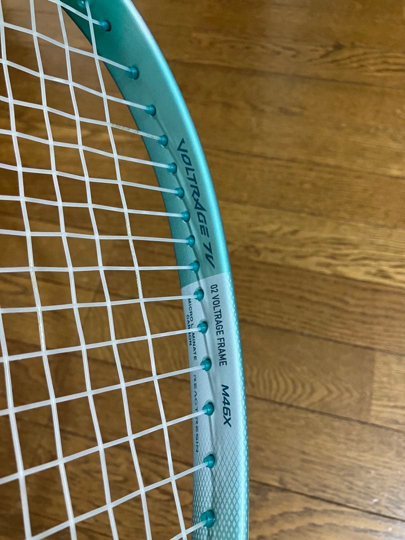 【美品】YONEX ヨネックス 02ボルトレイジ7V フレッシュグリーン
