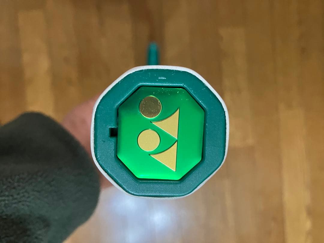 【美品】YONEX ヨネックス 02ボルトレイジ7V フレッシュグリーン