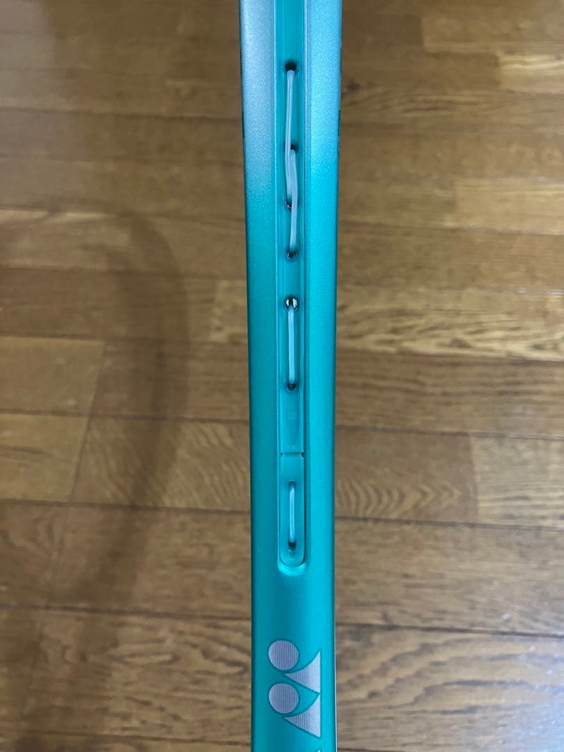 【美品】YONEX ヨネックス 02ボルトレイジ7V フレッシュグリーン