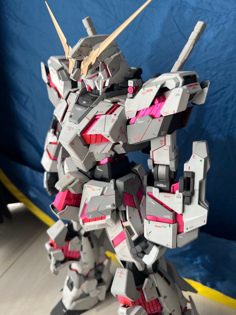 メガサイズ 1/48 ユニコーンガンダム
