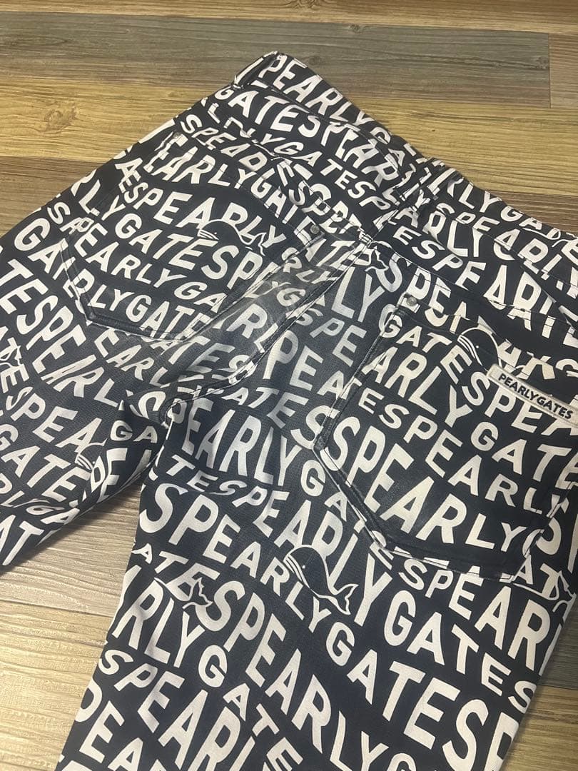 EARLY GATES ロゴプリントパンツ
