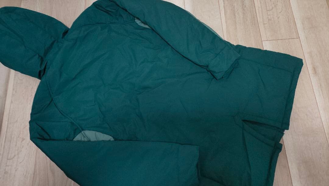 新品！上田選手渡辺選手所属CASTOREフェイエノールトベンチコート