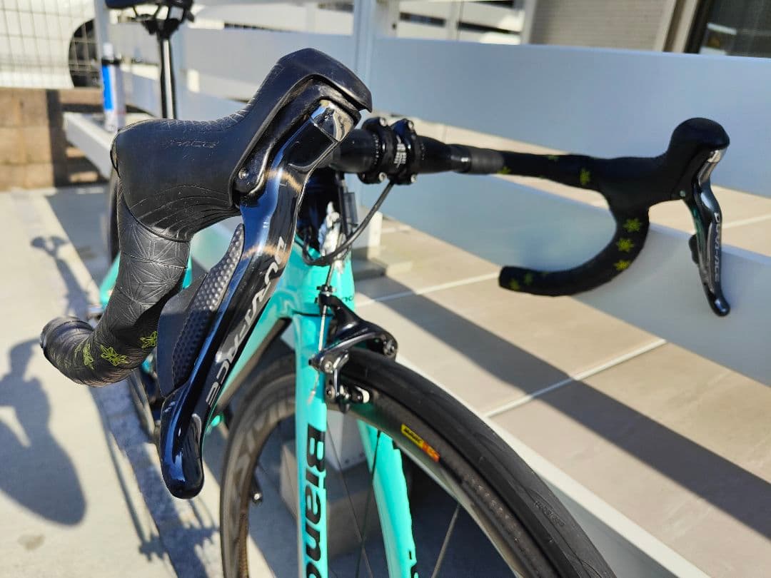 ロードバイクBIANCHI OLTRE XR4 ビアンキ 良品☆