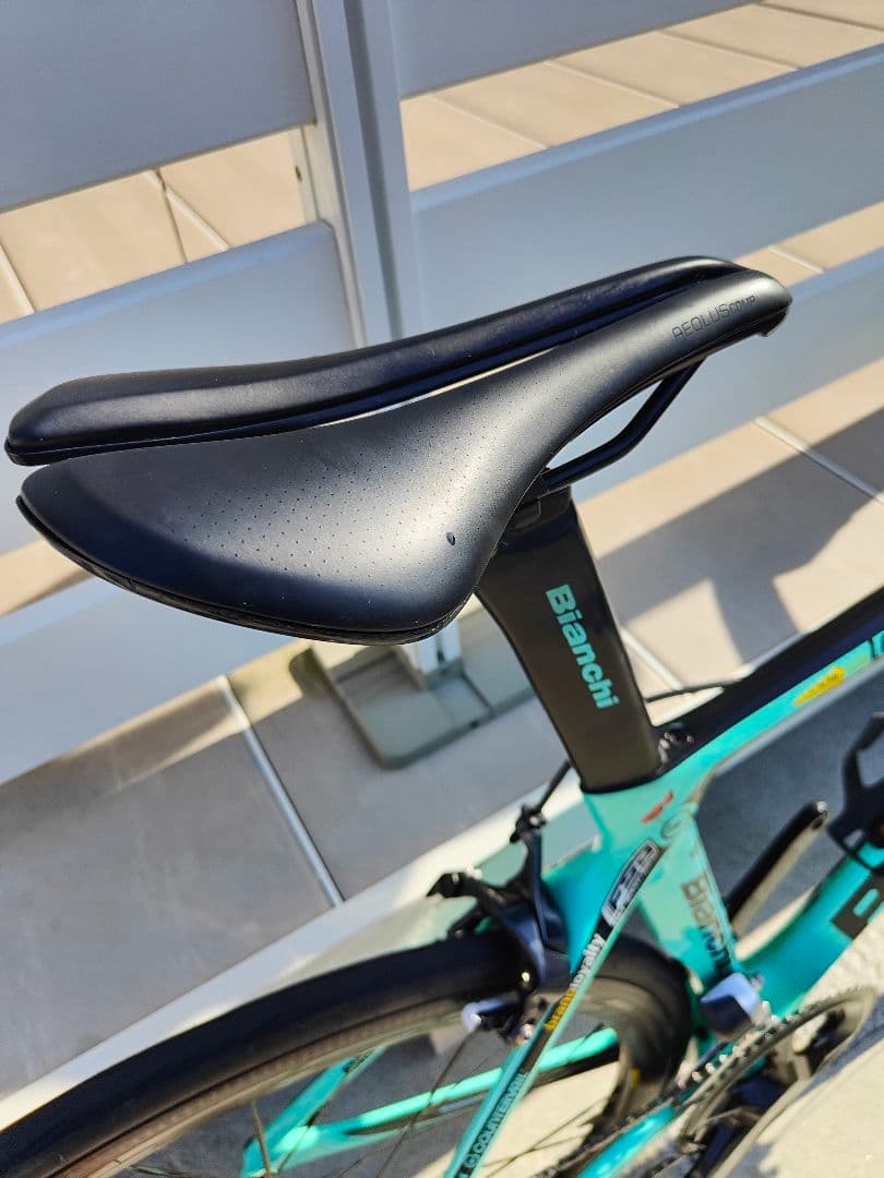ロードバイクBIANCHI OLTRE XR4 ビアンキ 良品☆
