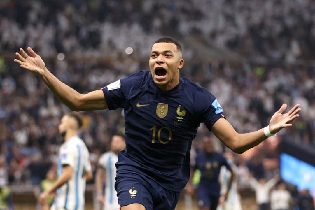 エムバペ　フランス代表　カタールワールドカップ　ユニフォーム Lサイズ