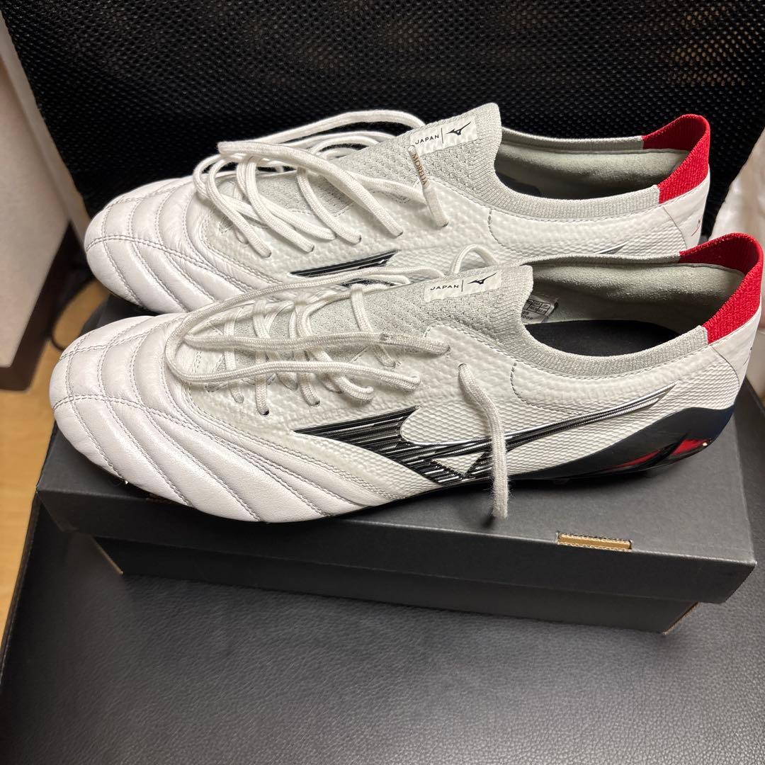 Mizuno サッカーシューズ ホワイト/レッド
