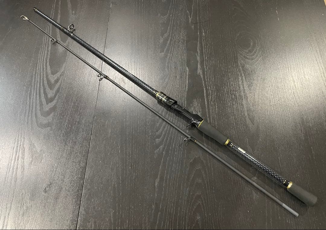 バス釣りセット・2ピースベイトロッド&ベイトリール左巻きライン100mオマケ付