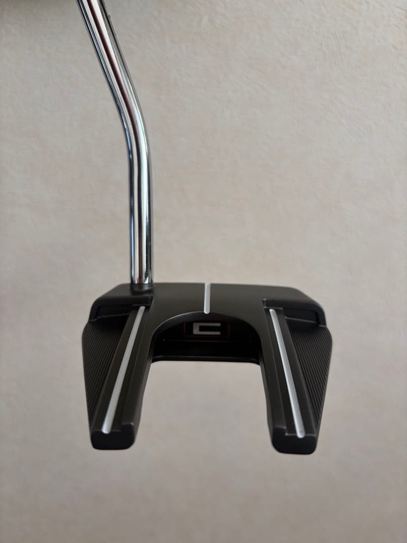 【美品・数回使用】コブラ(cobra) Novaパター　2024年モデル