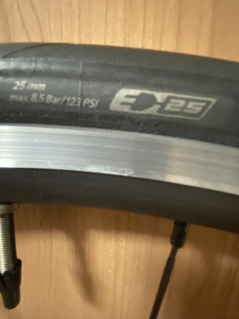 SHIMANO WH-RS300 ホイール　ウルトラスポーツつき