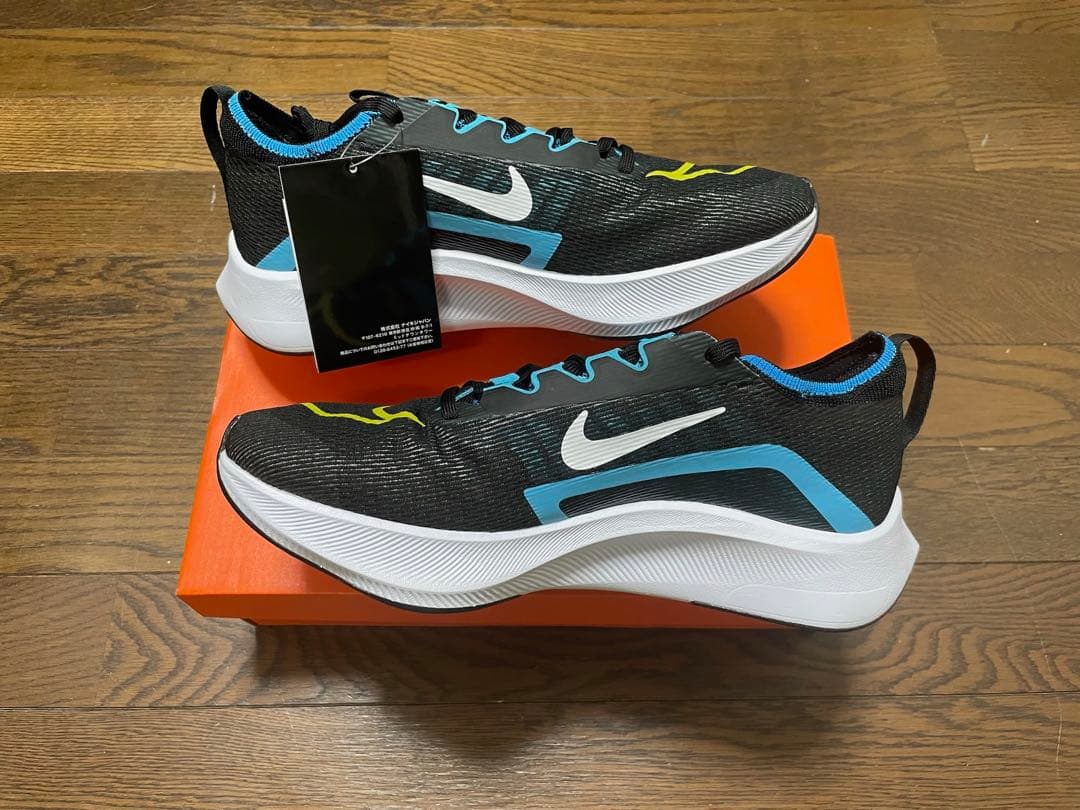 NIKE ZOOM FLY 4（ズームフライ4）