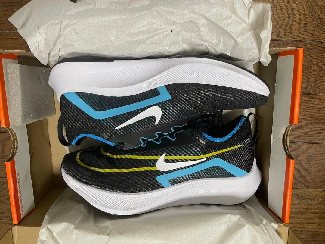 NIKE ZOOM FLY 4（ズームフライ4）