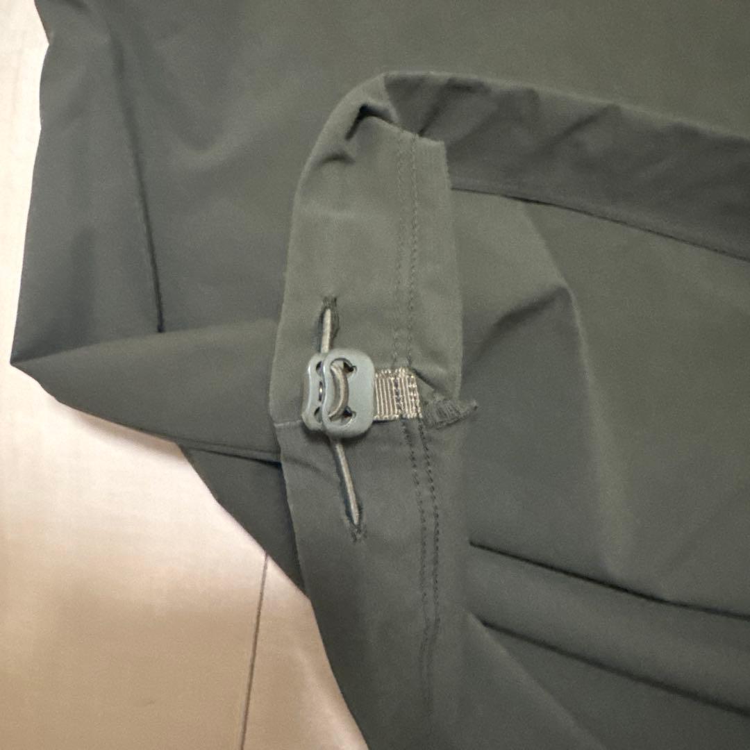 完売品　EFFLORESCENCE ナイロン半袖シャツ　カーキ　 サイズ　M