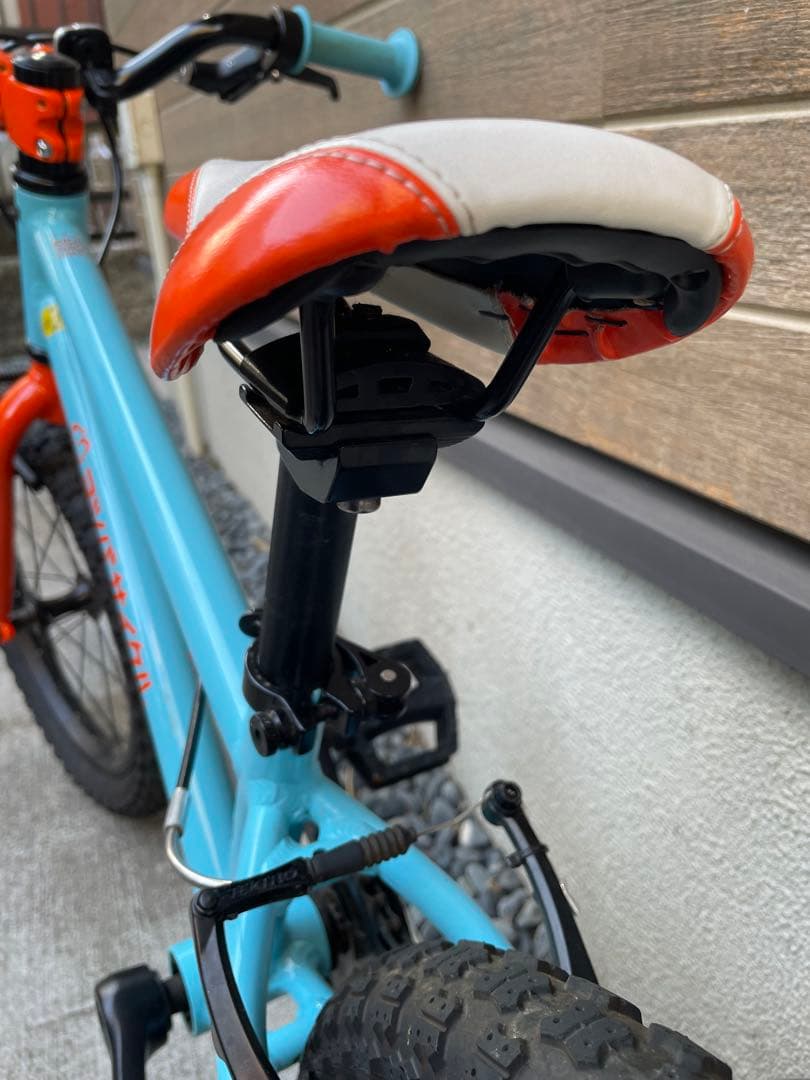 ヨツバサイクル　16インチ　ラムネブルー