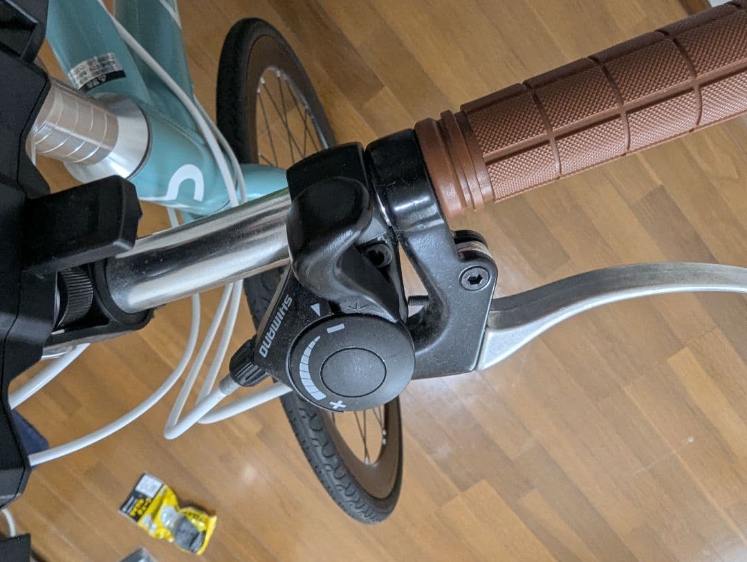 ぴ*ん様 カノーバー クロノス　CAC-028　700✕28C シマノ21段変速