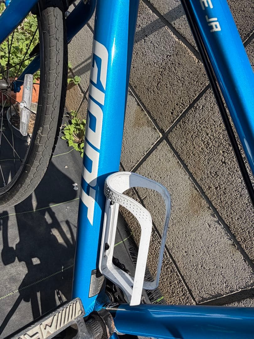 Giant 高性能クロスバイク 小学生向け 自転車