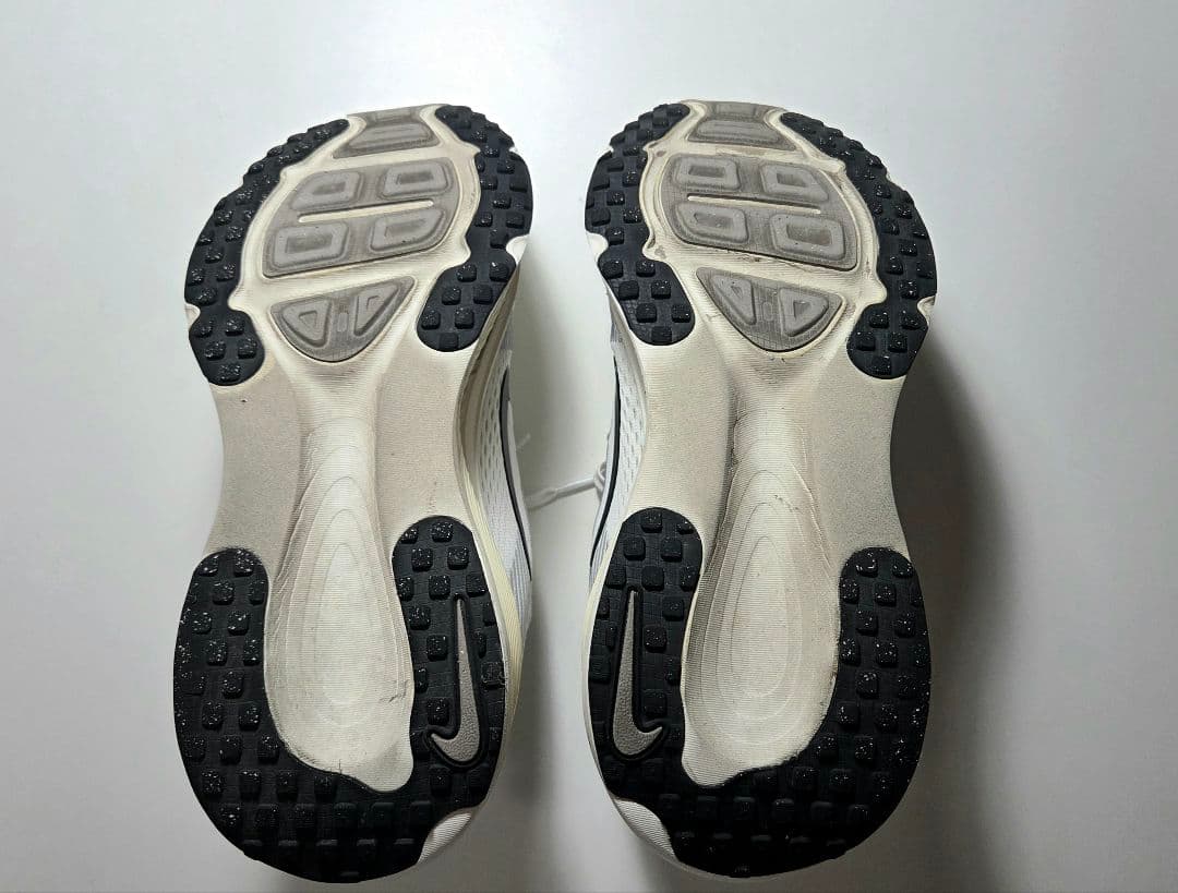 Nike ボメロ18 26.5cm