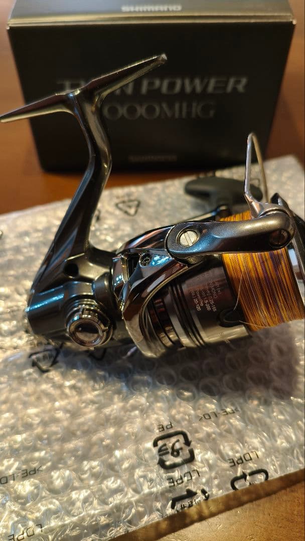 リール 24TWIN POWER 4000MHG