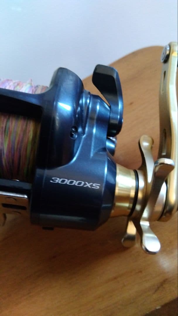SHIMANO　BeastMaster 3000XS 電動リール