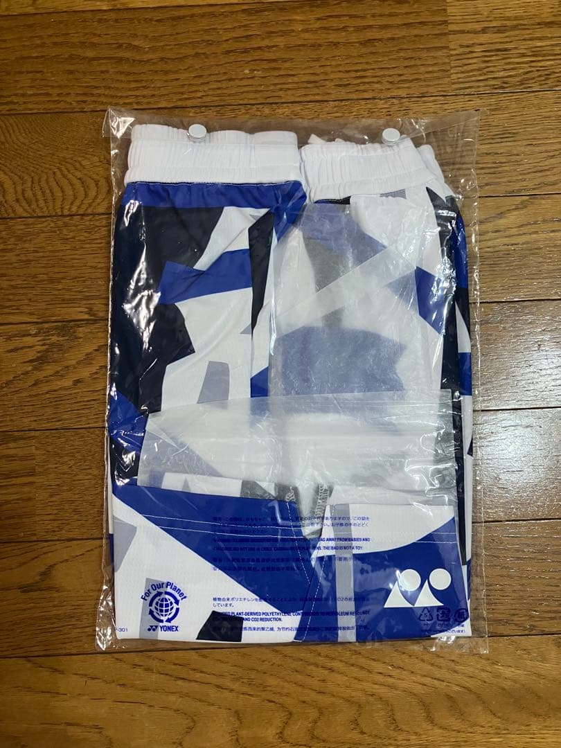 【新品未開封】 YONEX ワールドコレクション ハーフパンツ ホワイトLサイズ