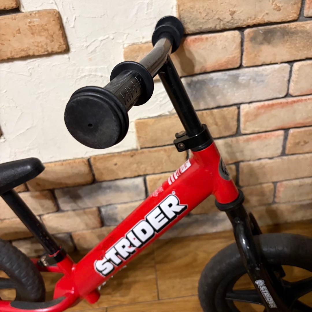 大人気 STRIDER 12 クラシック レッド ストライダー ランニングバイク