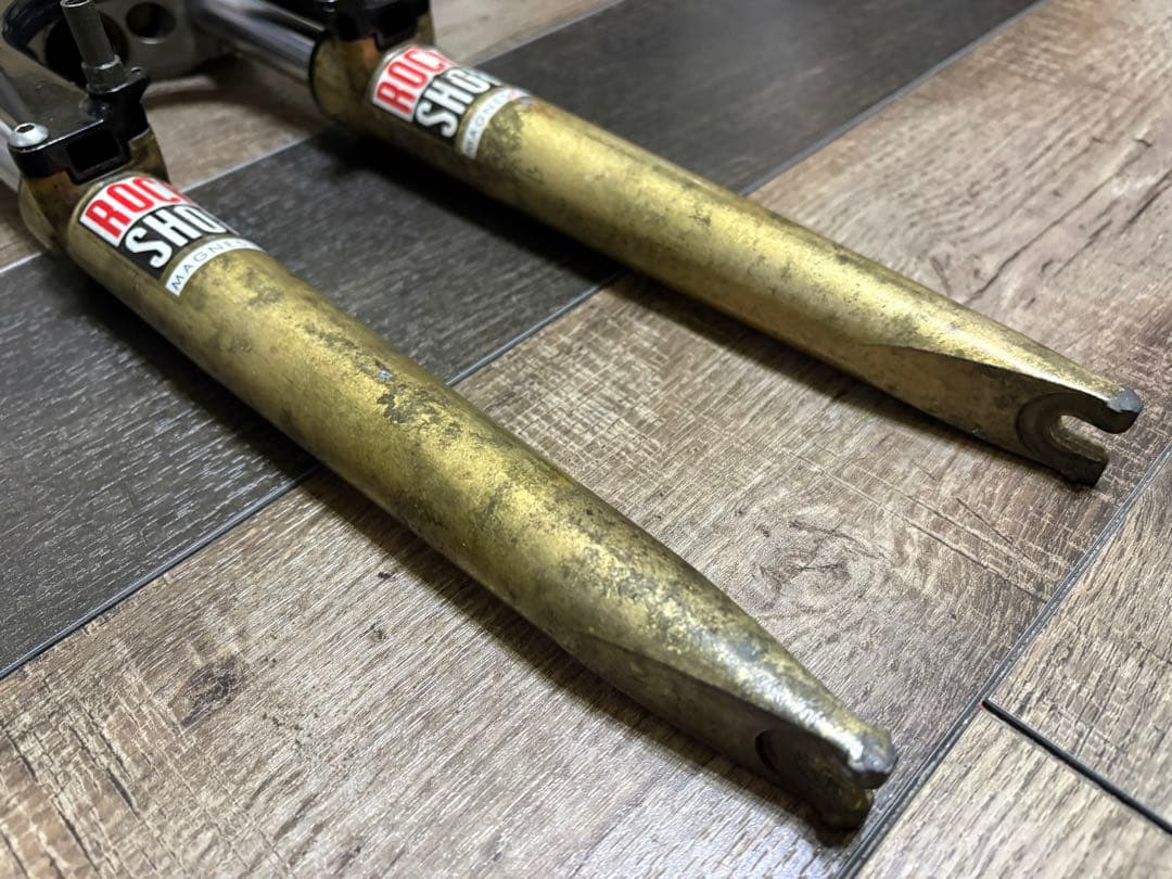 貴重 ROCK SHOX ロックショックス USA MAG 1-1/4 SOS