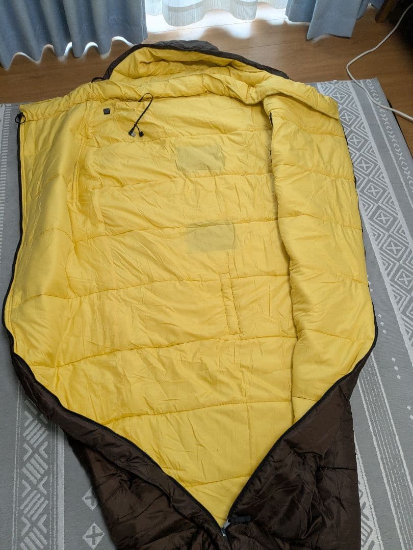 NEUTRAL OUTDOOR　ヒートシュラフ2500M　アームホール付き