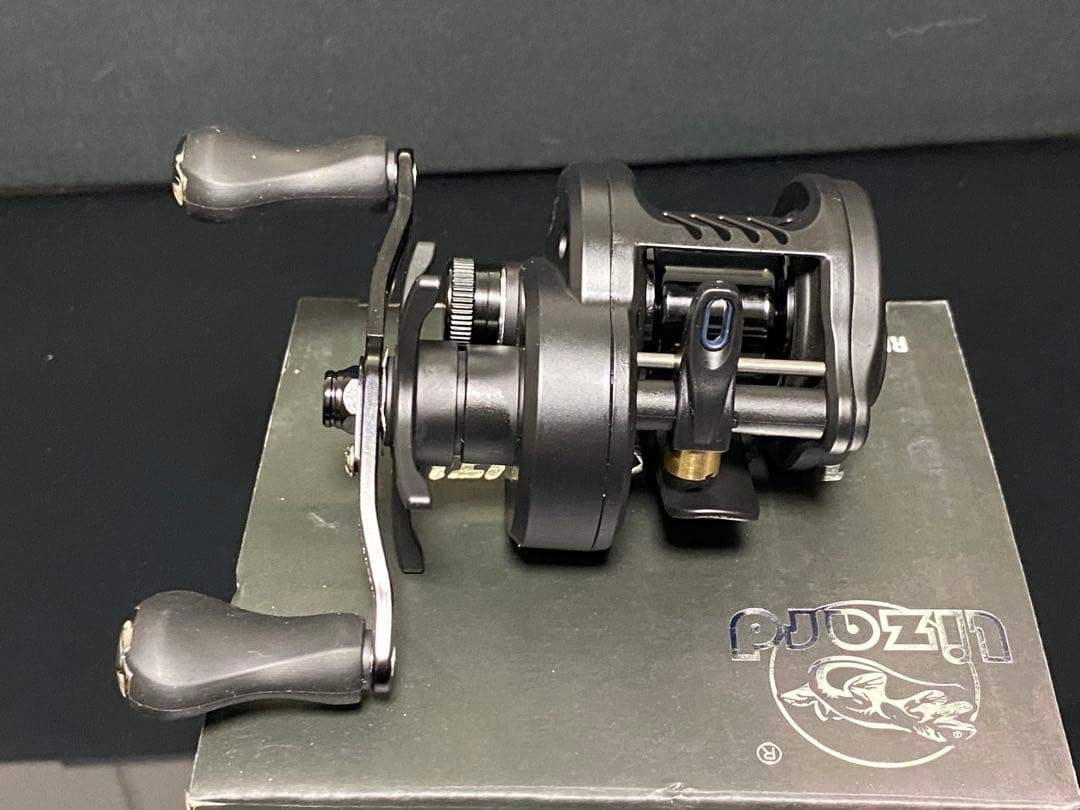 Lizard BLACK MYTH DC ベイトリール 右ハンドル 新品未使用
