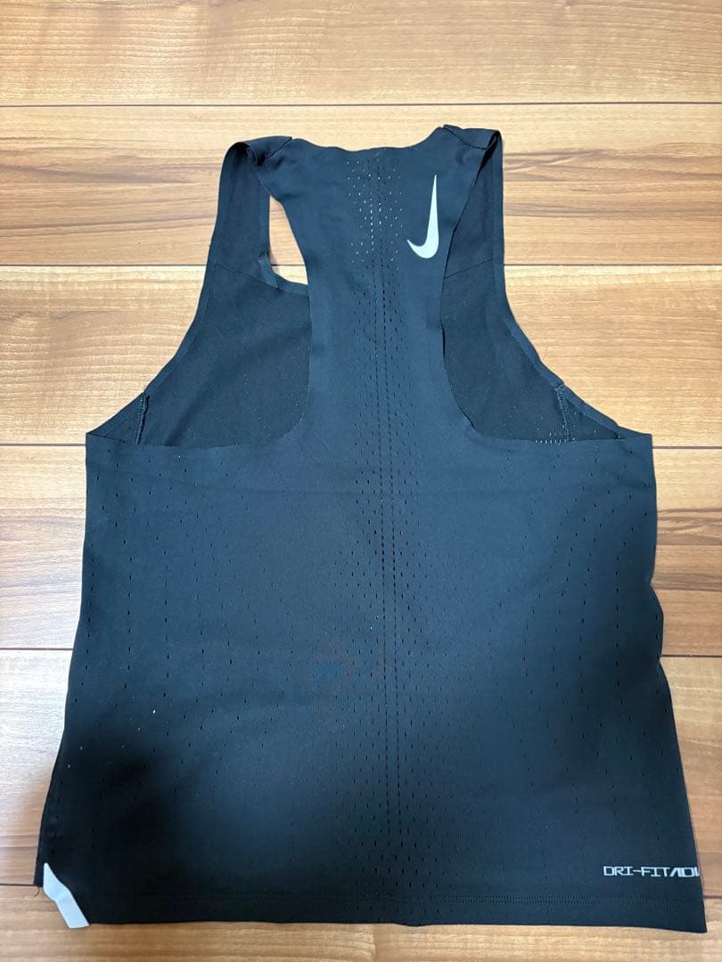 NIKE エアロスイフト　シングレット Sサイズ