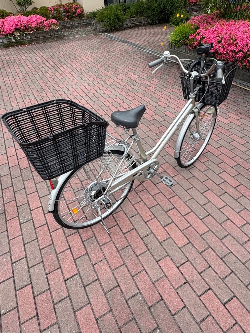 つー(在庫確認、)さん専用 前後籠付きAR変速付きシルバー 軽快車(26㌅)