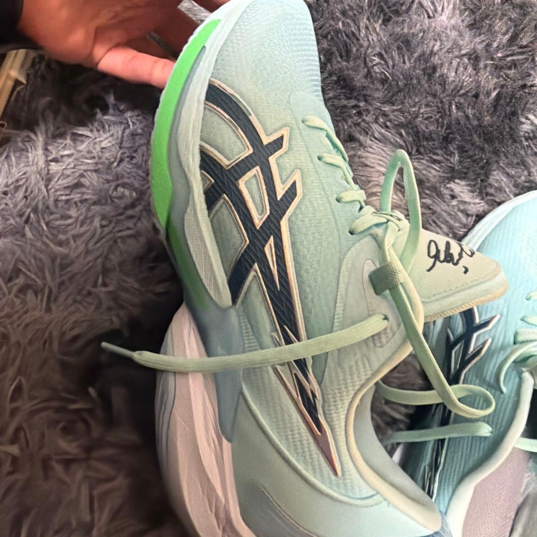 ASICS Yuki Kawamura バスケットシューズライトブルー