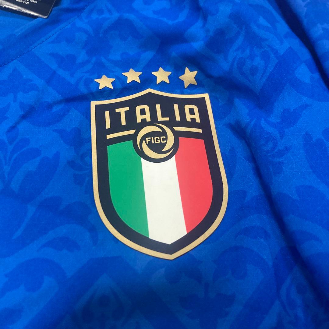 正規品　イタリア代表オーセンティックモデル　サッカーユニフォーム　ユーロパッチ付