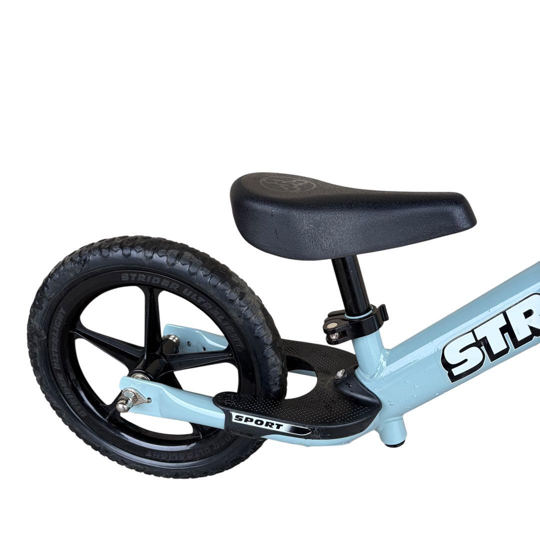 【極美品】ストライダー スポーツモデル 12インチ アイスブルー