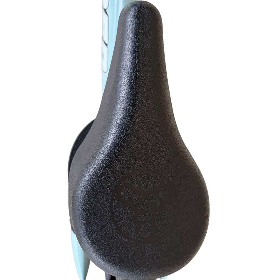 【極美品】ストライダー スポーツモデル 12インチ アイスブルー
