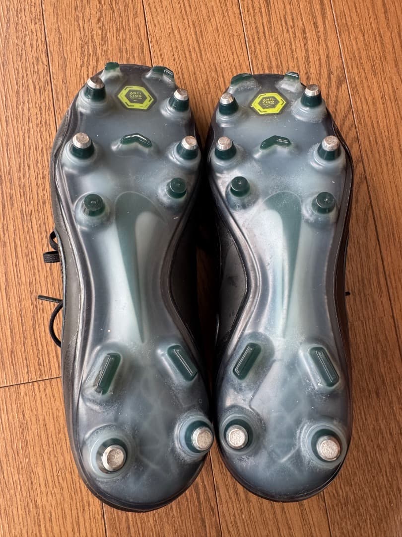 NIKE/ティエンポ 26cm 黒 サッカースパイク <新品未使用>