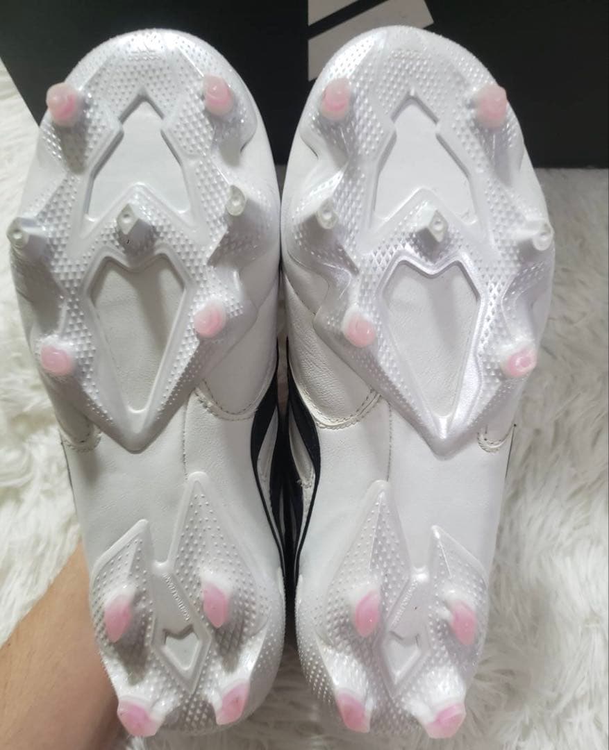 【新品】リミテッドモデル adidasプレデター プレシジョン.1 FG