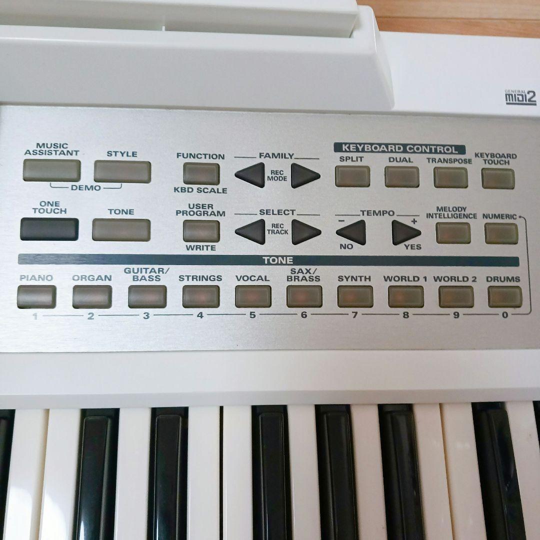 Roland E-09W シンセサイザー キーボード 61鍵 音源内蔵