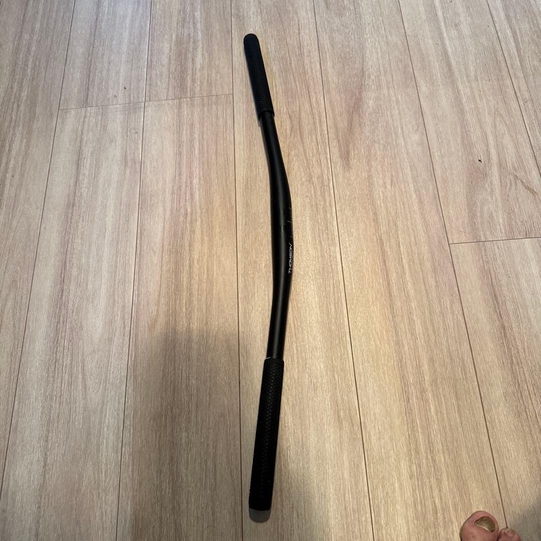パーツ THOMSON CARBON FLAT BAR X Country 730mm