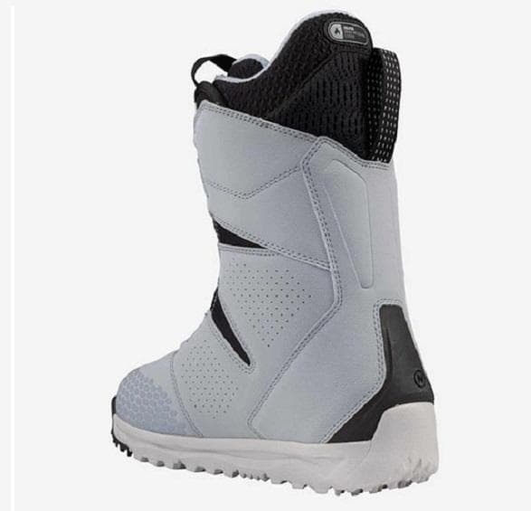 4.3割引 定価￥52,800 ナイデッカー ALTAI W アルタイ 23.5