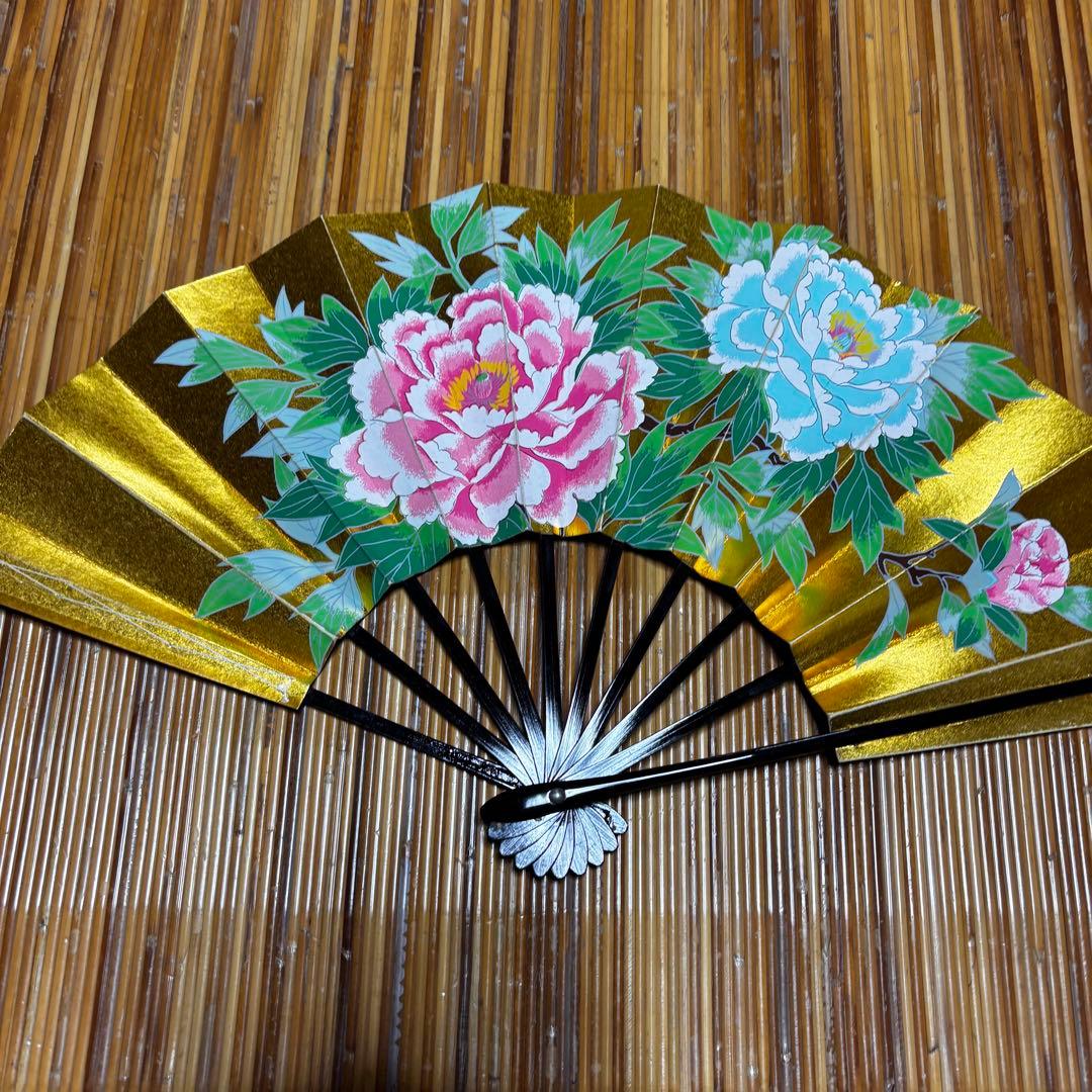 舞扇子 金色 牡丹の花　3点
