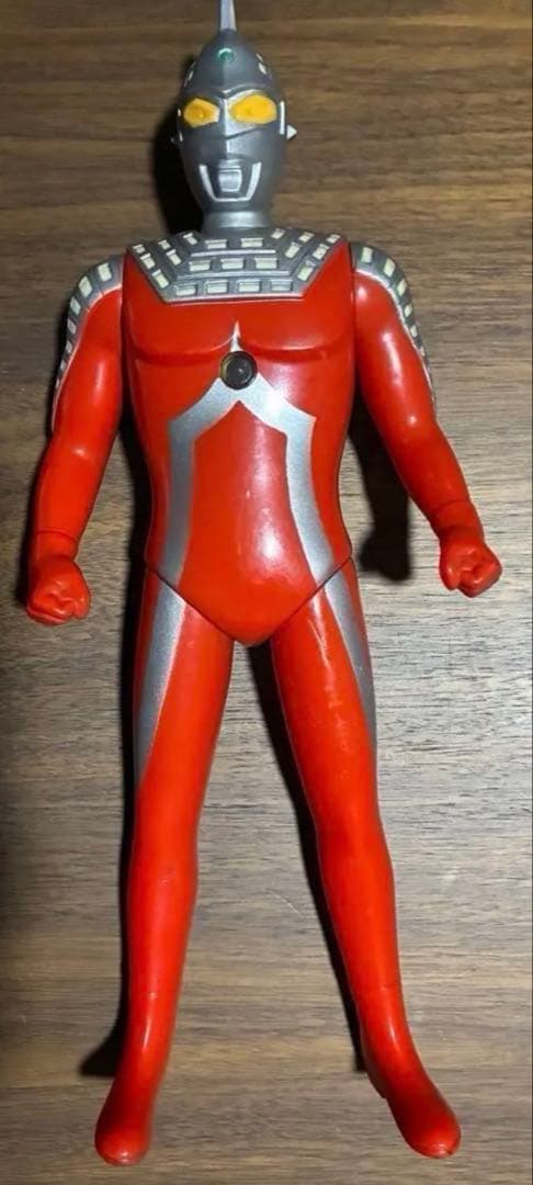 ウルトラマンシリーズ　バンダイ1993 フィギュア　3体セット　28cm