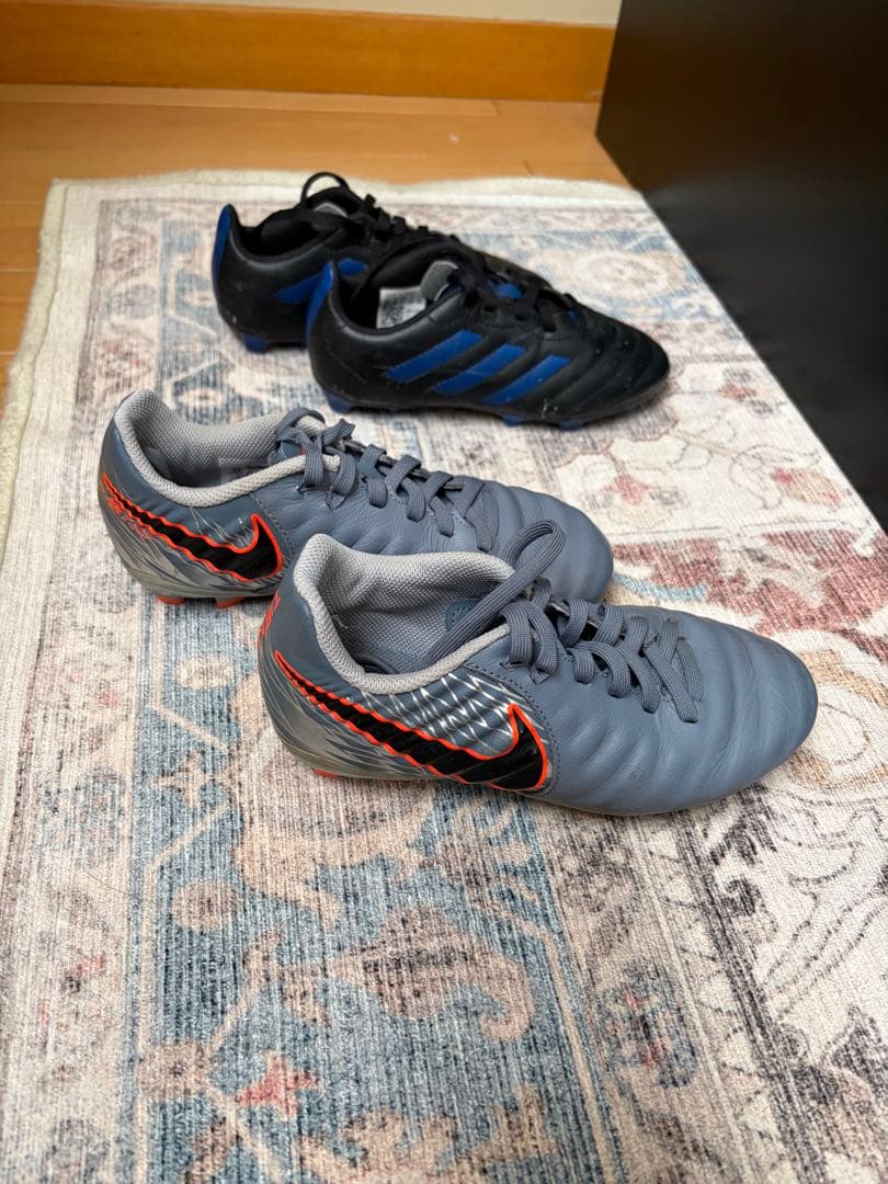 キッズ サッカーシューズ4足セット adidas Nike等