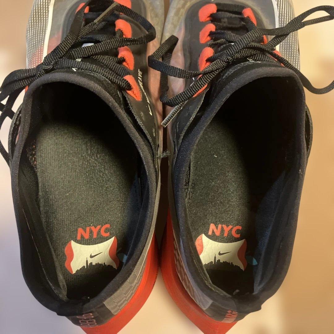 Nike Zoom fly 3 NYC限定モデル　中古品28.5