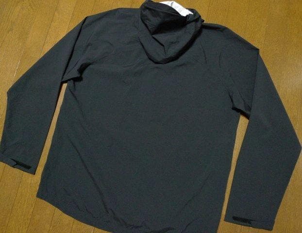 【大きい】3XL-4XL日本サイズ位アンダーアーマー美品ゴアテックス級ジャケット