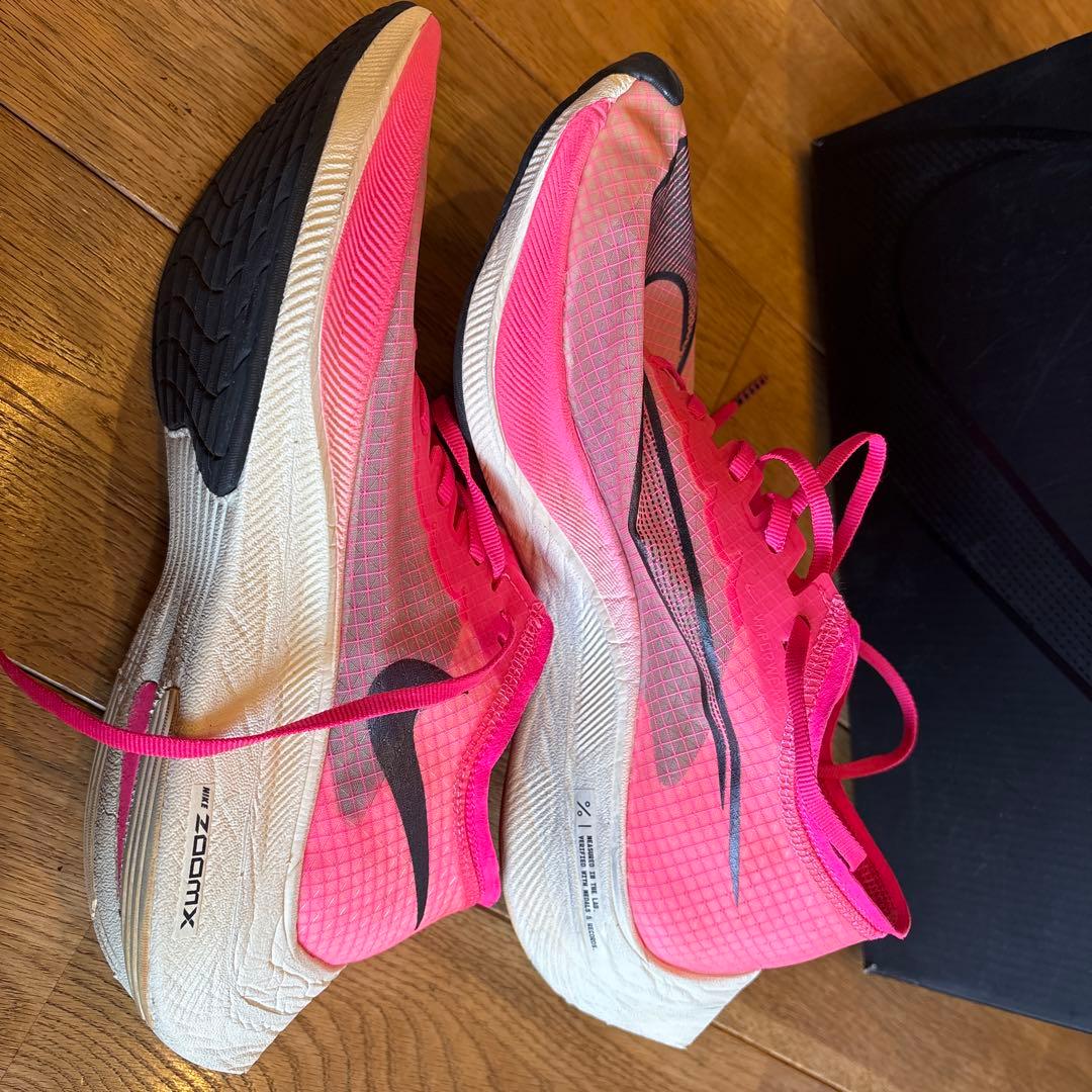 レア物　NIKE Zoomx Vaporfly Next % ピンク　26cm