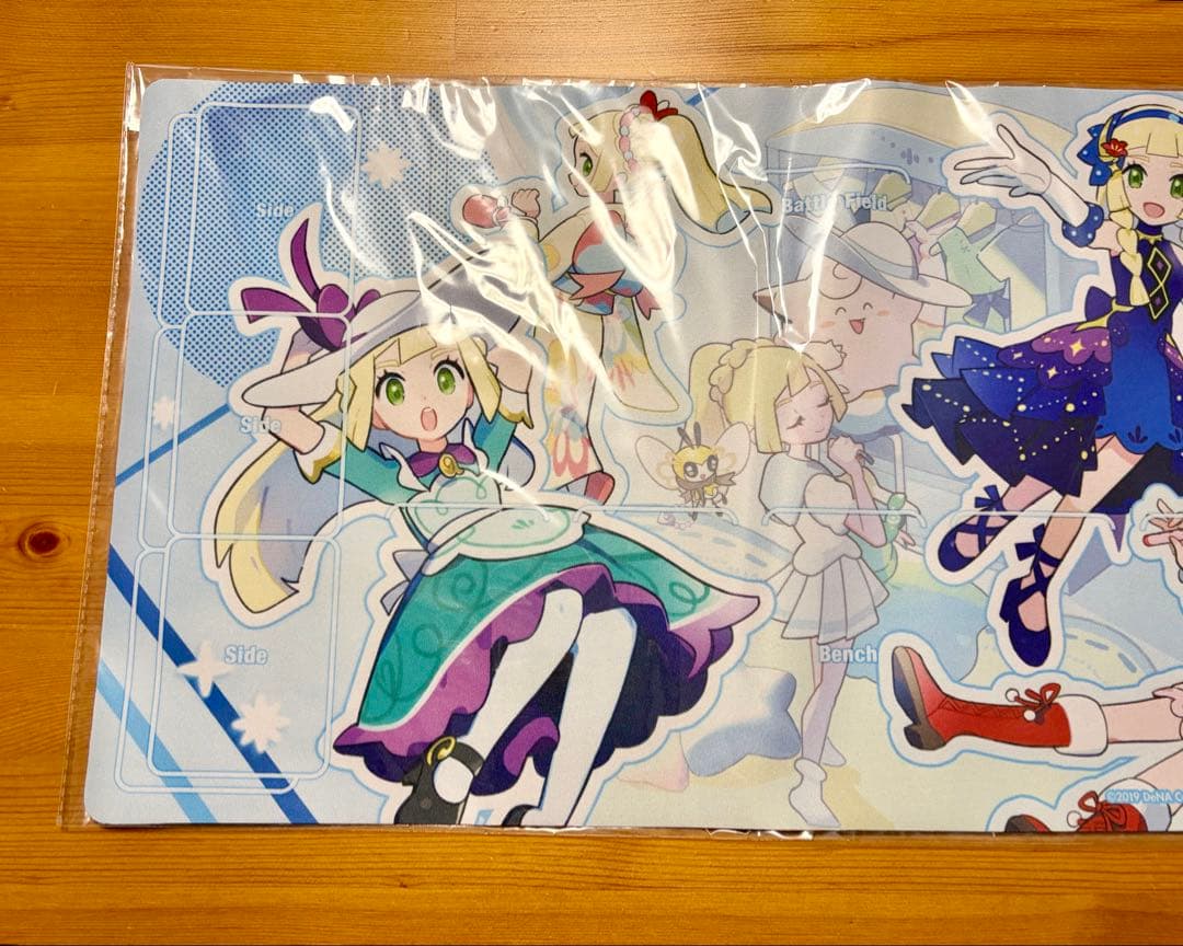 【ポケモンカードゲーム】当選品 ラバープレイマット リーリエ