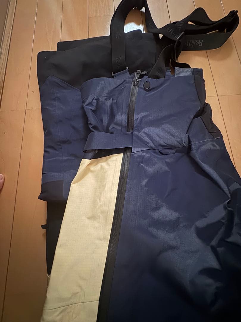 スキー PEAKPERFORMANCE Vertical Pro Bib Pants