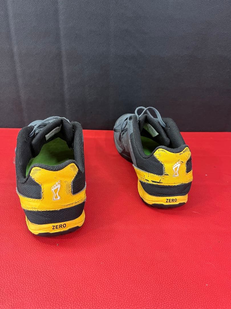 inov-8 235トレーニングシューズ 27cm